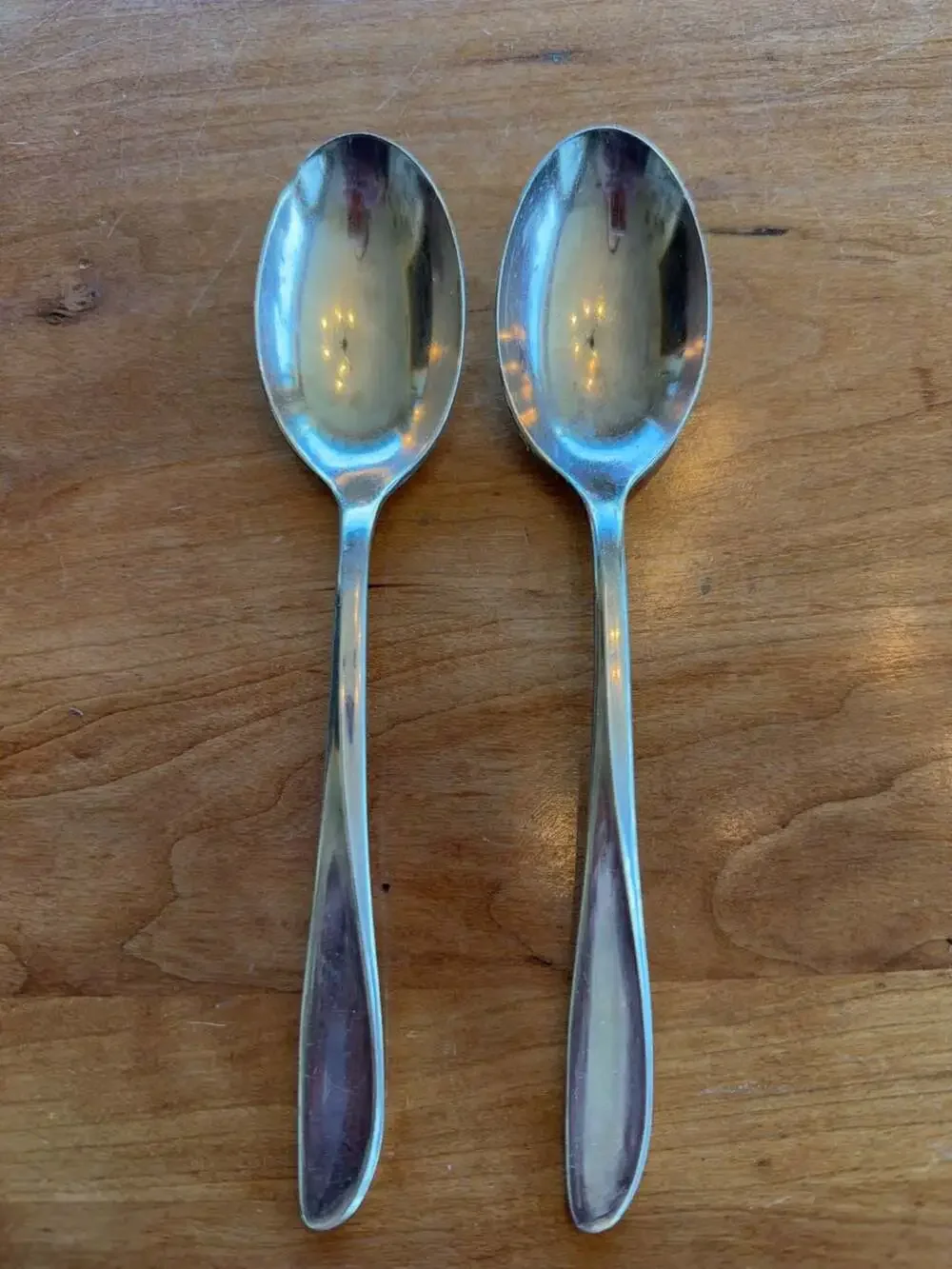 Holmes &‎ Edwards DeepSilver Inlaid Silverplate Teaspoons Set of 2